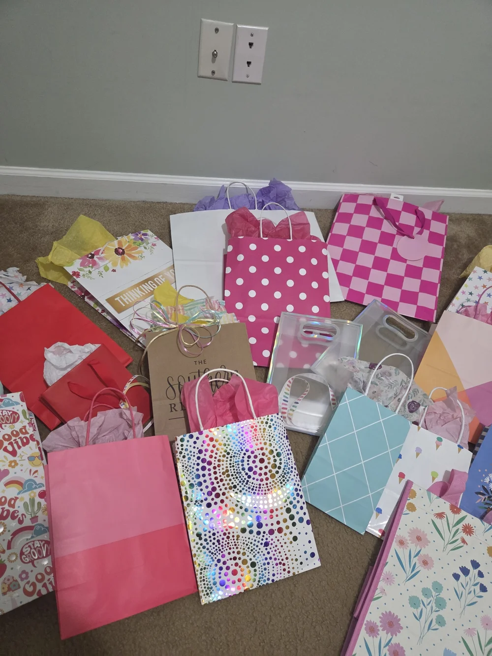 30 + Assorted Pink & Multicolor Gift Bags With Tissue Paper - Party Supplies